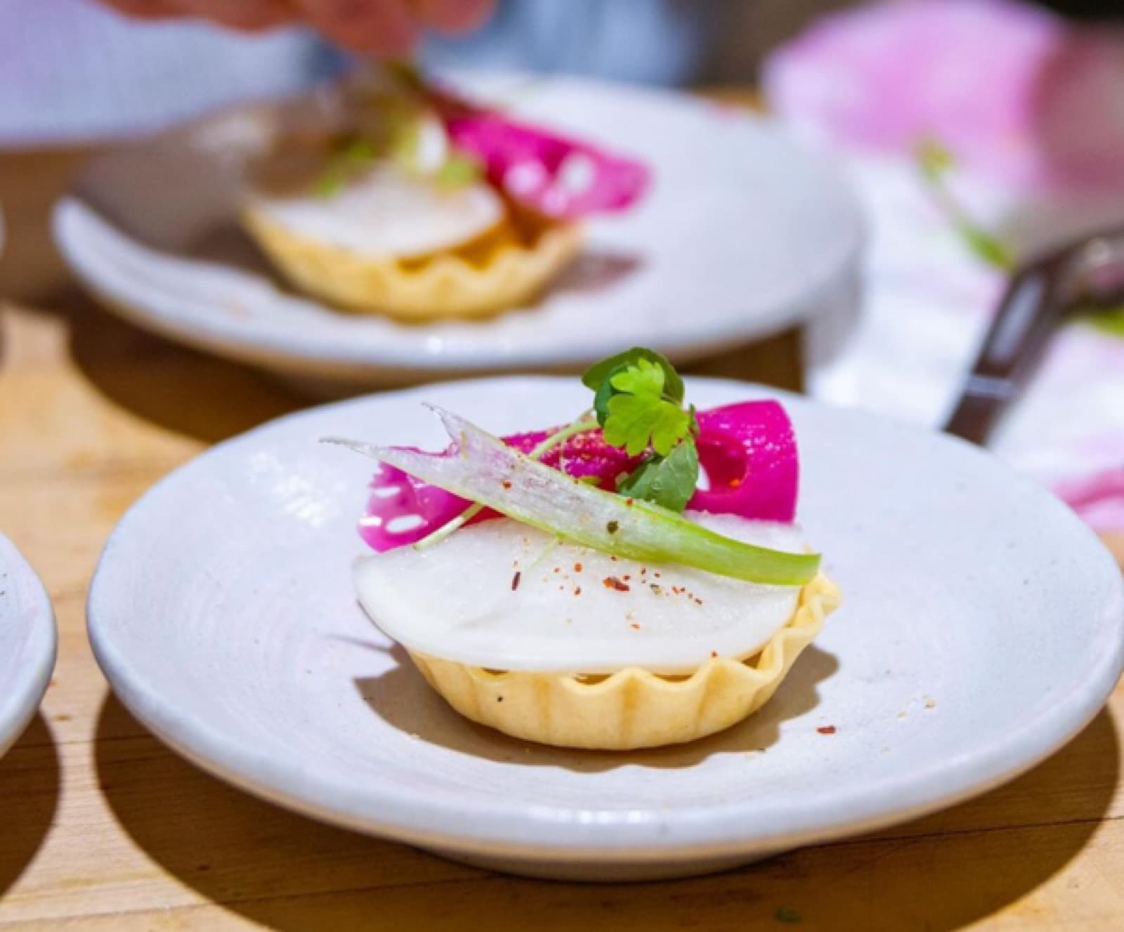 Tartlet with shaved vegetables